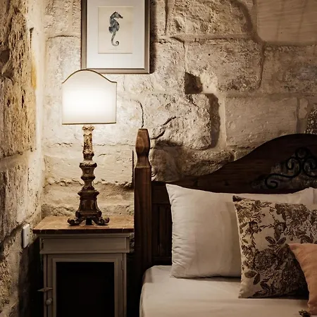 Blue Pied-a-terre Apartment Birgu